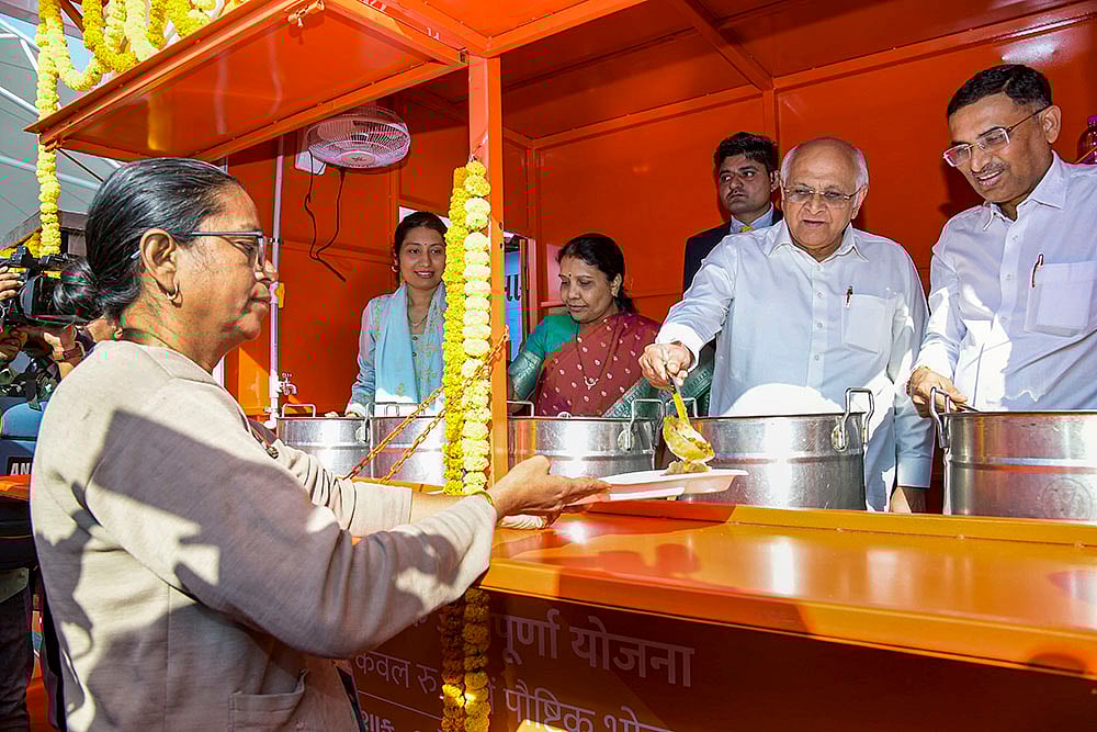 | Photo: PTI : Shramik Annapurna Kendra in Ahmedabad