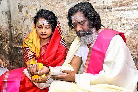 Hemant Soren at Baba Baidyanath Temple