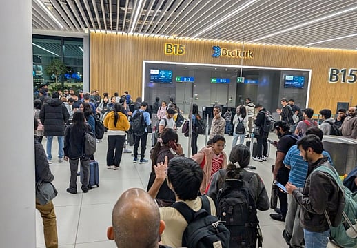 IndiGo: Hundreds Of Passengers Stranded In Istanbul After Flight Delay; No Food, Zero Assistance Reported