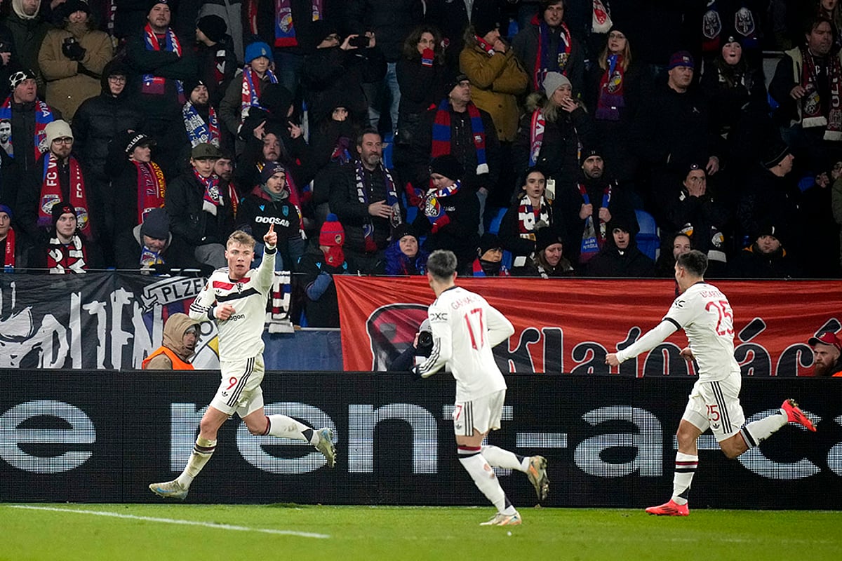 UEFA Europa League soccer Manchester United vs Viktoria Plzen football gallery: Rasmus Hojlund