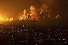 AP : Israel continues air strikes on Gaza