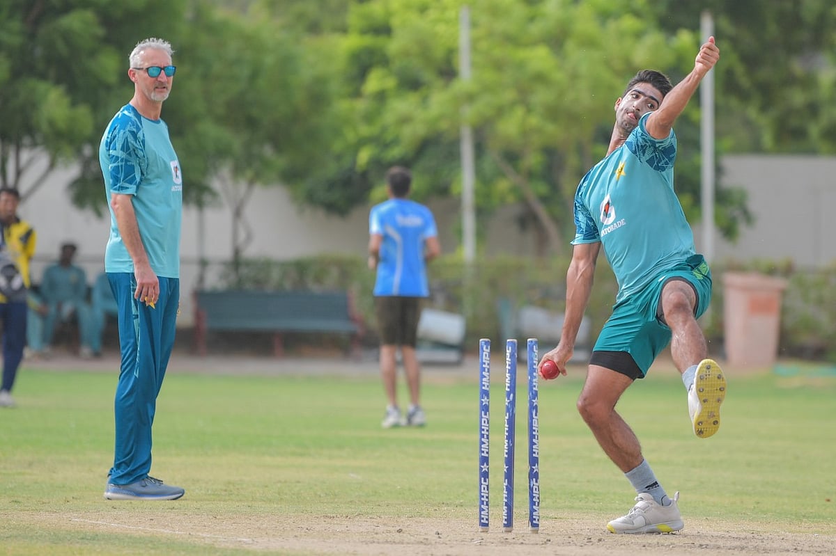 X | Pakistan Cricket  : Pakistan Test Coach Jason Gillespie. 