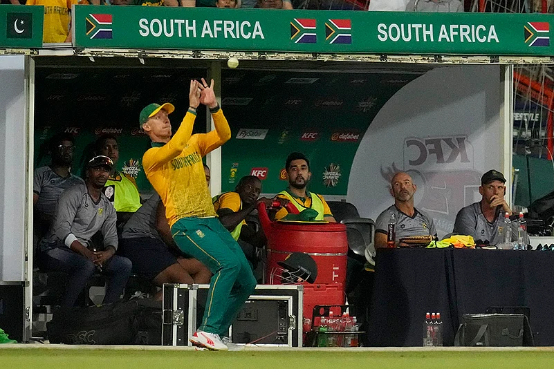 South Africa vs Pakistan 2nd T20I Cricket Photos at Centurion Park: Rassie van der Dussen
