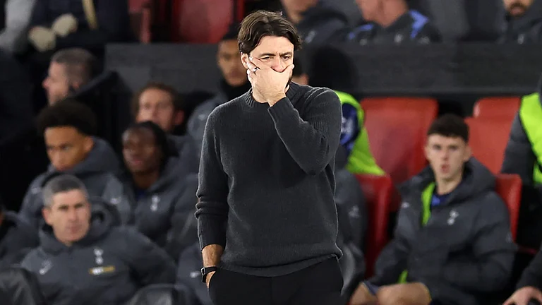 Southampton have sacked Russell Martin - null