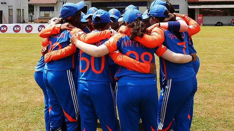 The Indian U-19 Women's team in a huddle ahead of their match. - X/ACCMedia1