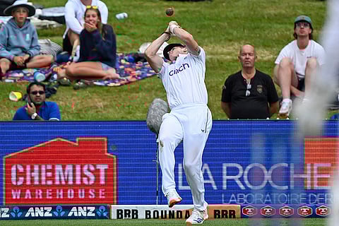NZ vs ENG 3rd Test Day 3: England's Matthew Potts juggles the ball as he takes a catch