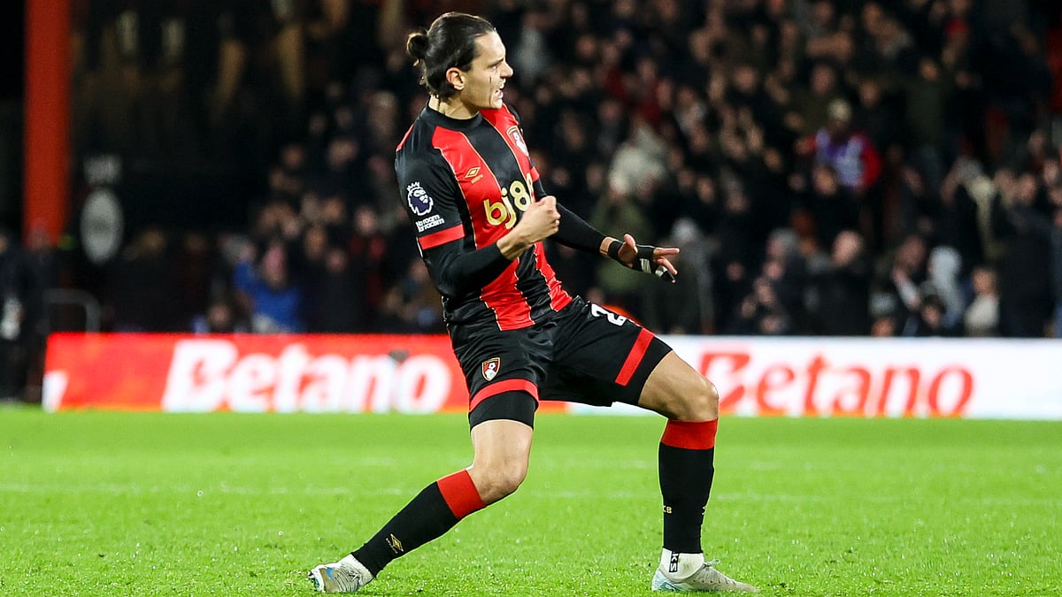 Enes Unal celebrates after scoring against West Ham - null