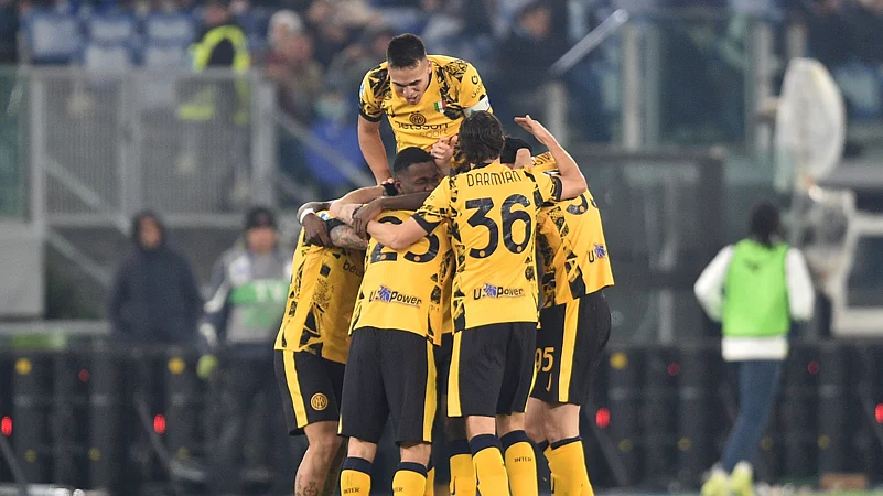 Inter beat Lazio 6-0