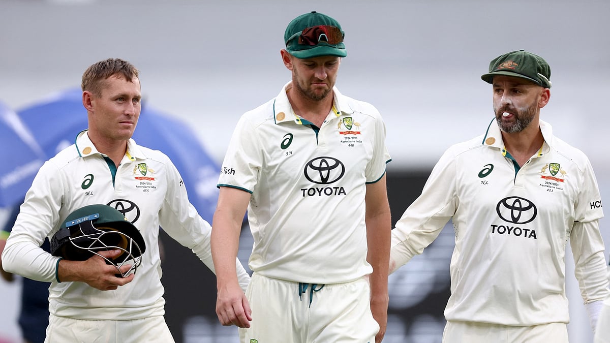 Josh Hazlewood sustained a calf injury