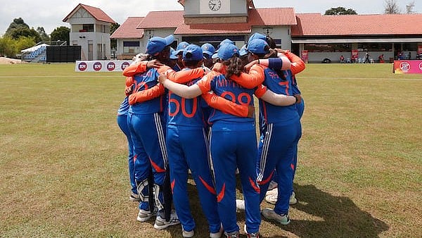 Asian Cricket : India U-19 Women's cricket team. 
