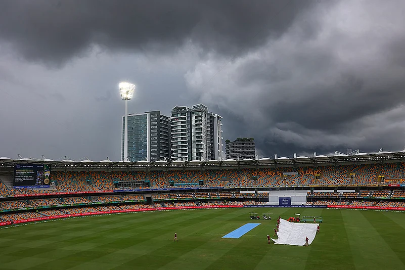 Border-Gavaskar cricket series at Gabba in Brisbane IND Vs AUS 3rd Test Day 5 Pics: 1