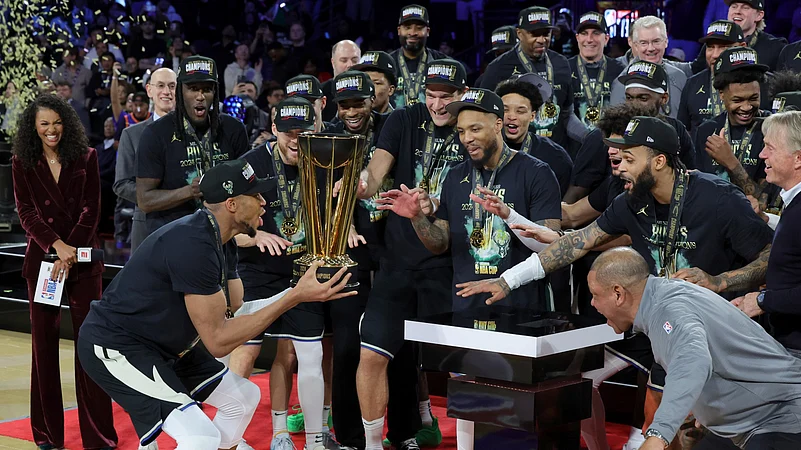 Milwaukee Bucks NBA Cup