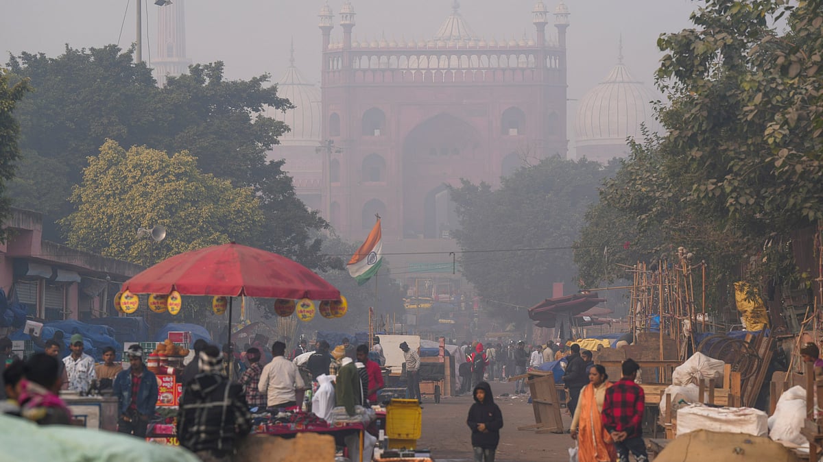 PTI :  Jama Masjid engulfed in fog during a cold winter morning, in New Delhi, Wednesday, Dec. 18, 2024.