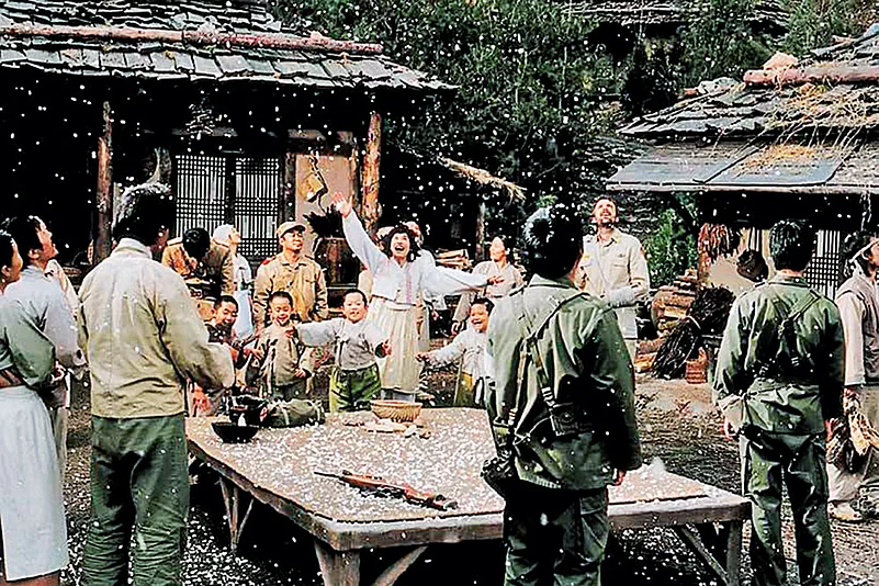 Screengrab from Welcome to Dongmakgol (2005)