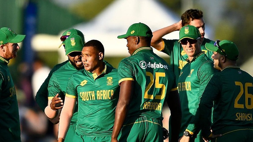 South Africa Vs Pakistan, 2nd ODI LIVE Score: Proteas Bowl First In Cape Town