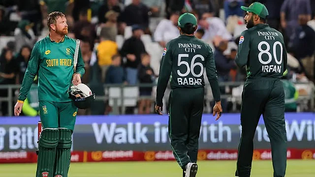 Pakistan beat South Africa by 81 runs in the second ODI.