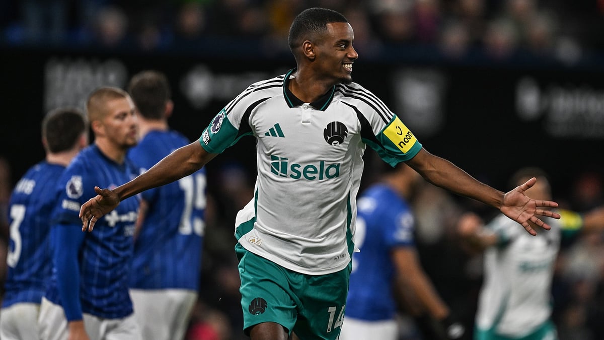 Alexander Isak put Ipswich to the sword