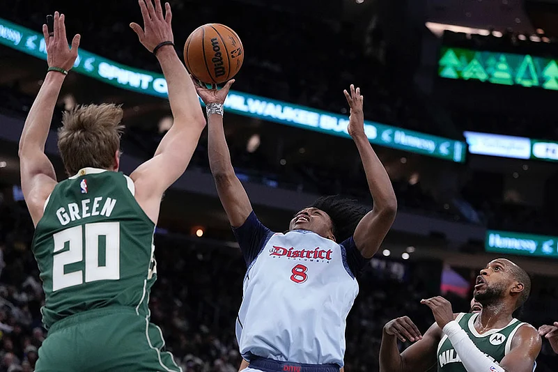 NBA Basketball: Washington Wizards vs Milwaukee Bucks