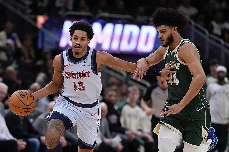 Basketball: Milwaukee Bucks vs Washington Wizards