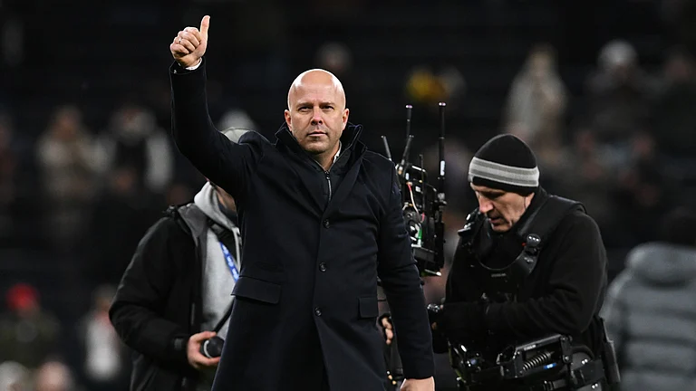 Liverpool manager Arne Slot - null