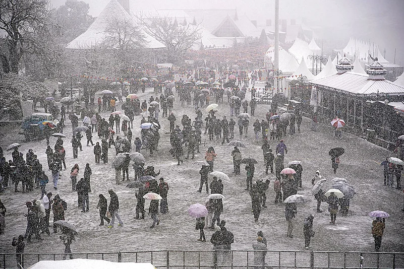 Snowfall in Shimla