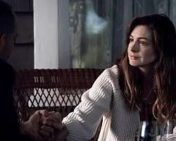 Anne Hathaway in WeCrashed