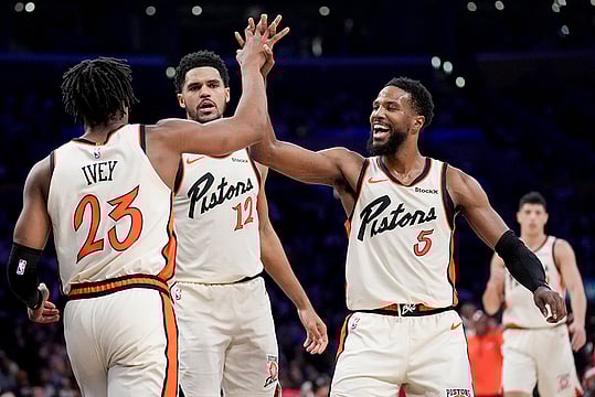 NBA: Beasley, Cunningham Help Detroit Pistons Pip Los Angeles Lakers 114-117