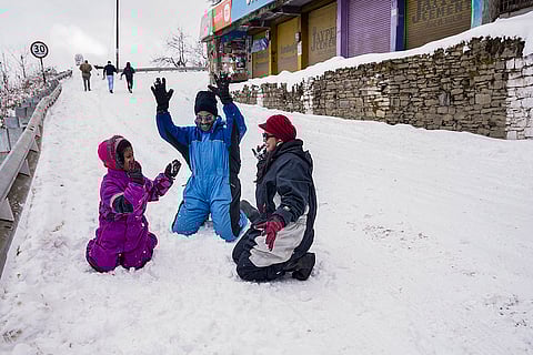 Weather: Fresh snowfall in Shimla