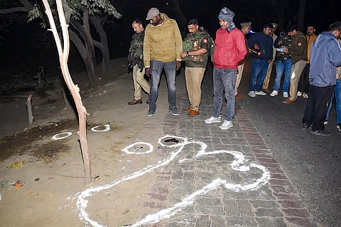 Encounter in Lucknow's Chinhat area