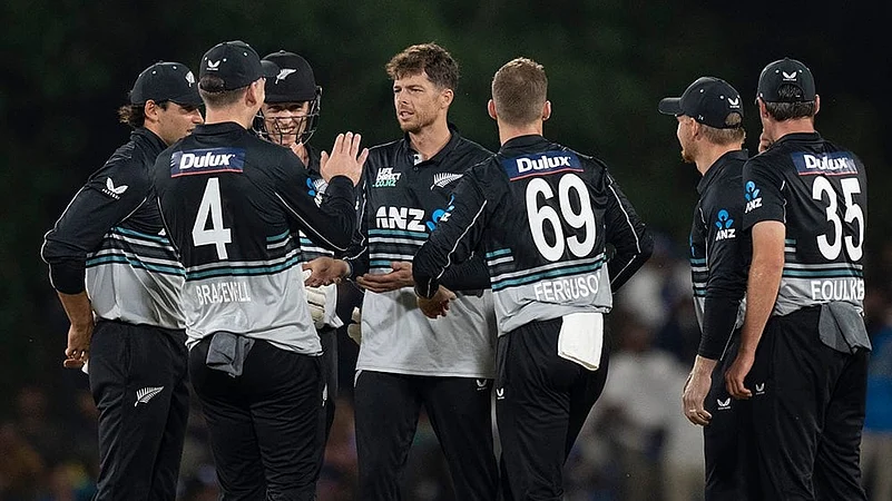 Sri Lanka vs New Zealand 2nd T20I in Dambulla photo gallery_Mitchell Santner