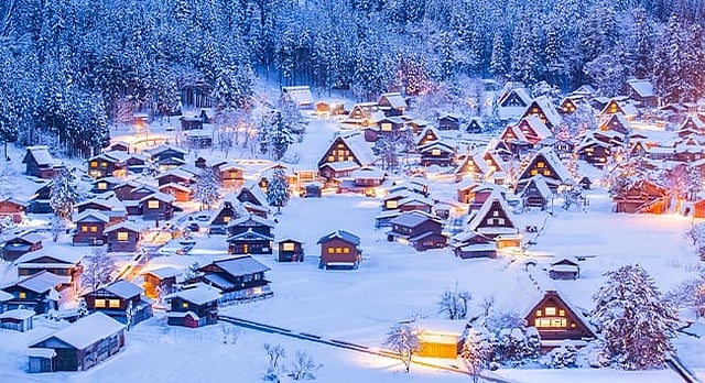 A Magical Shimla Christmas | Poem