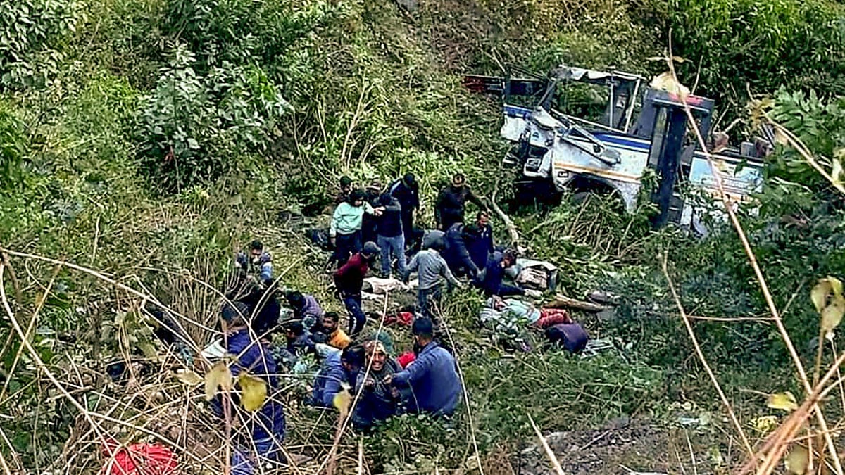 PTI : Officials confirmed five fatalities at the spot. The remaining injured passengers are being brought up from the gorge and shifted to nearby hospitals for treatment. (representative image)