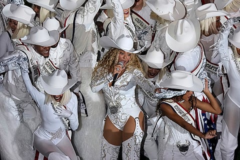 NFL Football: Beyoncé performs during halftime of an NFL football game