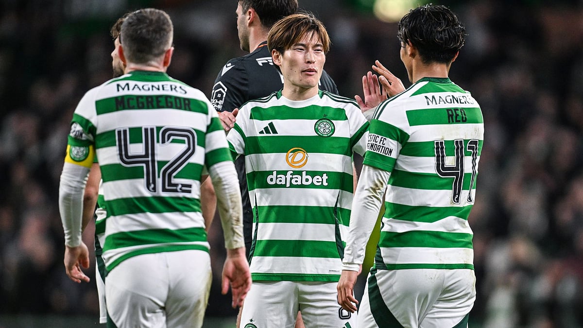 Celtic celebrate Hatate's goal