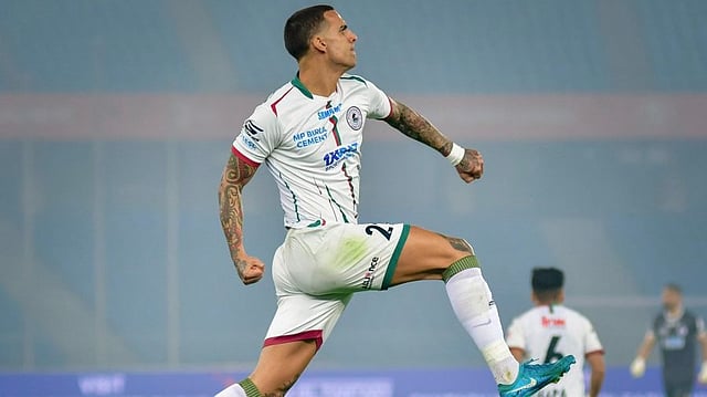 ISL 2024-25: Mohun Bagan Seal 3-1 Victory Over 10-Man Punjab FC With Alberto Rodriguez's Brace