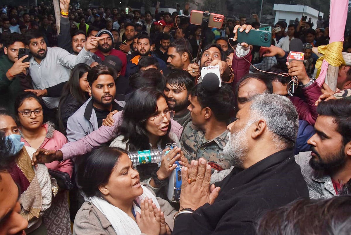 PTI : Bihar: Protest for cancellation of BPSC 70th CCE