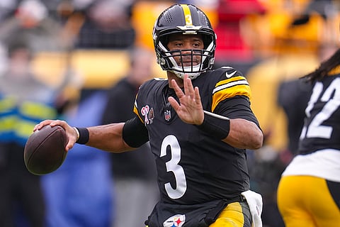 NFL Football: Steelers quarterback Russell Wilson (3) passes in the pocket against the Chiefs