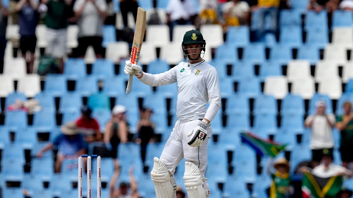  AP Photo/Themba Hadebe : South Africa's Corbin Bosch raises his bat after scoring half century during day two of the Test cricket match between South Africa and Pakistan, at the Centurion Park in Centurion, South Africa, Friday, Dec. 27, 2024.