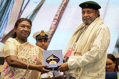 Veteran actor Mithun Chakraborty receives the Dadasaheb Phalke Award.