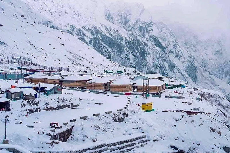 Snowfall in Kedarnath