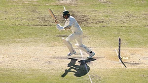 Nathan Lyon frustrated India on day four