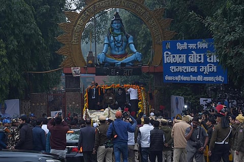 Manmohan Singh's mortal remains brought to Nigambodh Ghat