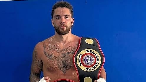 Instagram/wbaboxingofficial : Paul Bamba.