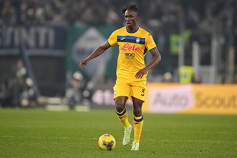 Serie A 2024-25: Atalanta's Odilon Kossounou controls the ball
