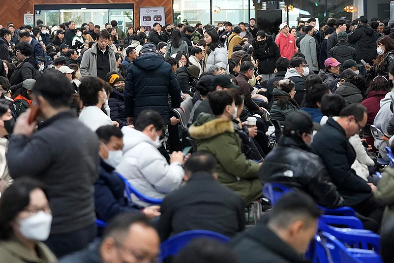 South Korea air accident Jeju Air jet crash photos: 9