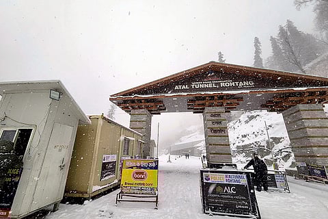 Weather: Snowfall in Kullu