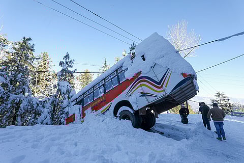 Weather: Snowfall in Udhampur
