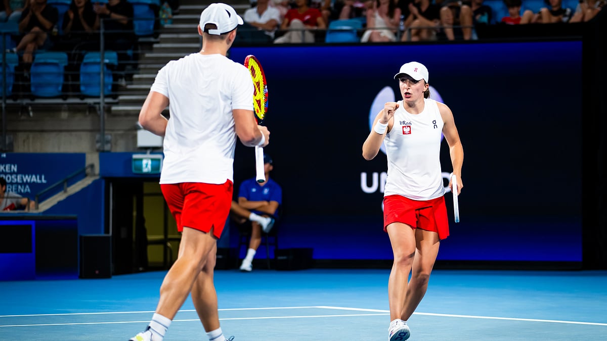 File Photo : Poland duo Iga Swiatek and Jan Zielinski.