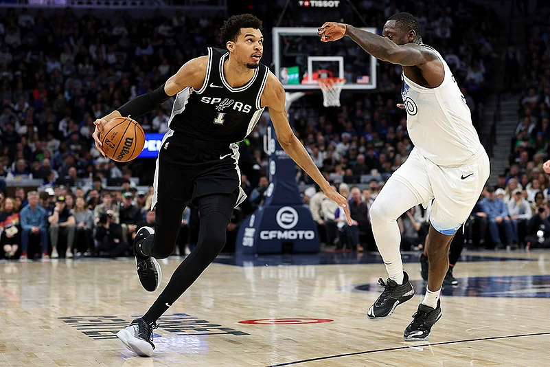 NBA 2024-25 Minnesota Timberwolves Vs San Antonio Spurs Basketball game photos: Julius Randle