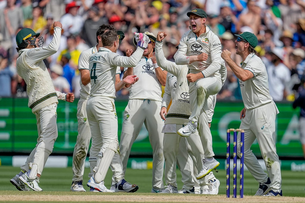 IND Vs AUS Australia Beat India By 184 Runs In 4th Test To Take Lead